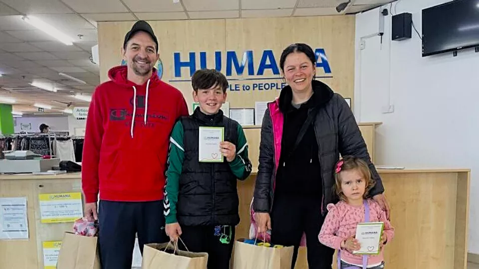 Am ajutat 8 familii cu îmbrăcăminte